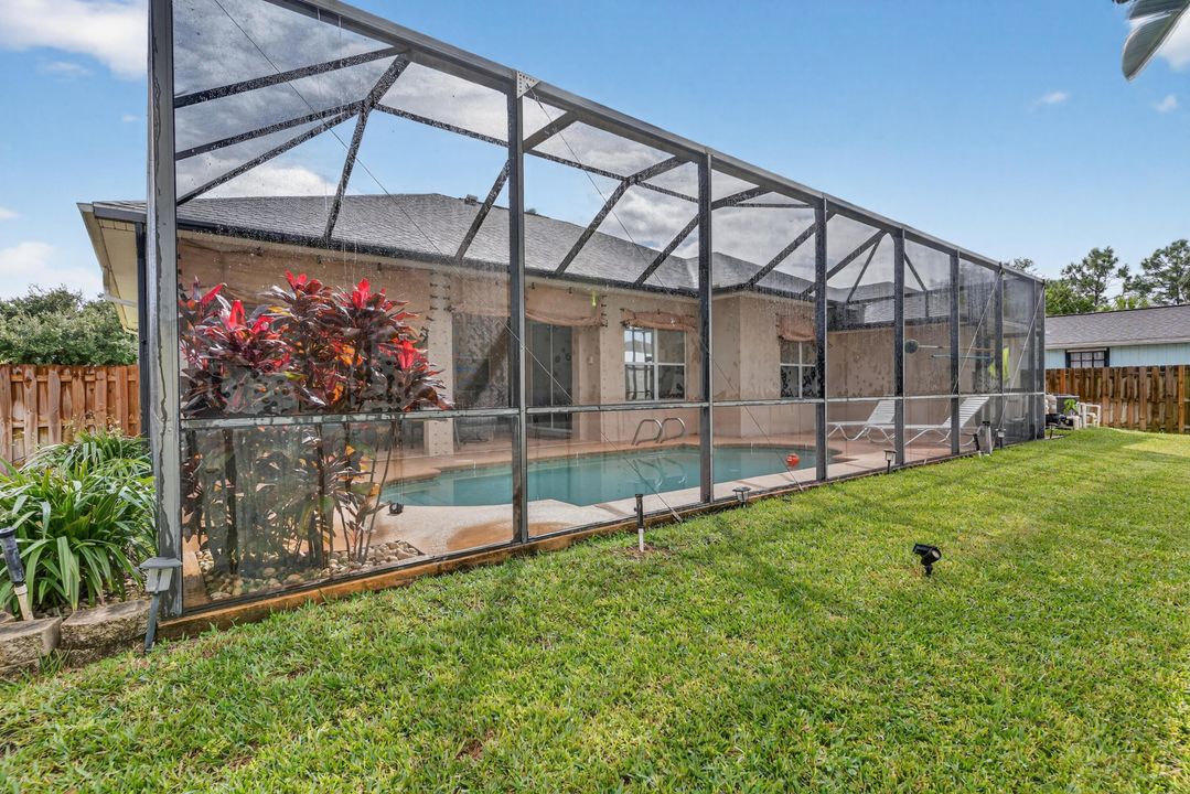 For Sale: $475,000 (4 beds, 2 baths, 2850 Square Feet)