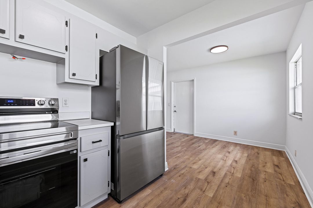 待售: $84,900 (2 贝兹, 2 浴室, 880 平方英尺)