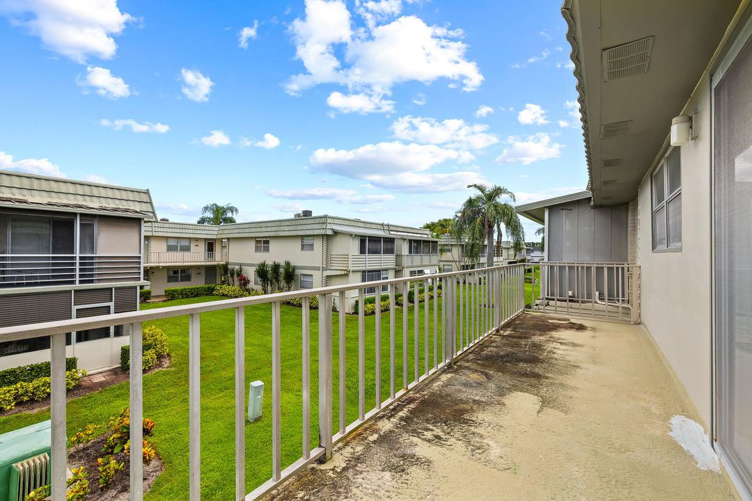 待售: $84,900 (2 贝兹, 2 浴室, 880 平方英尺)