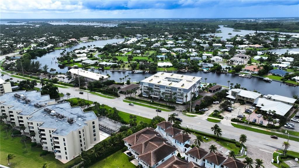 待售: $375,000 (2 贝兹, 2 浴室, 1440 平方英尺)