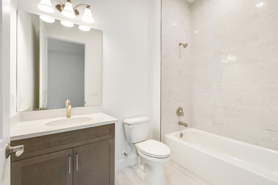 Active With Contract: $539,990 (4 beds, 3 baths, 2129 Square Feet)