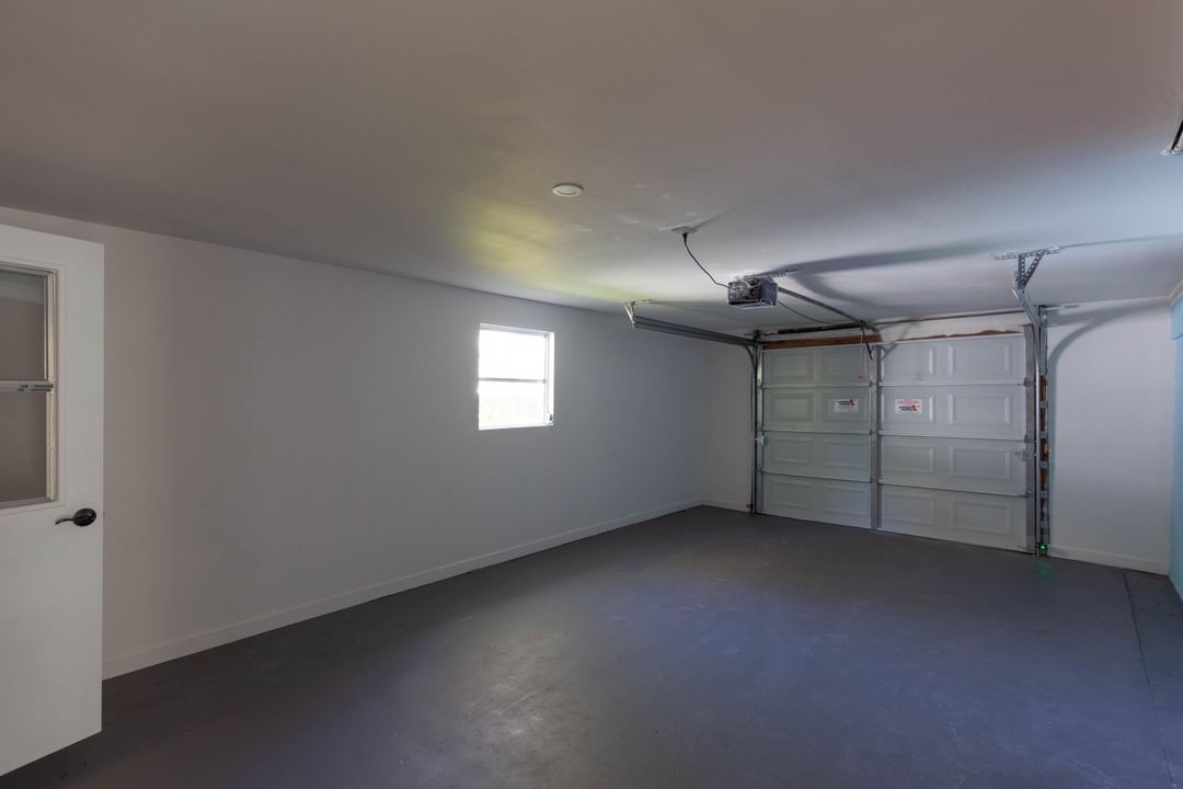 For Rent: $2,950 (3 beds, 2 baths, 1764 Square Feet)