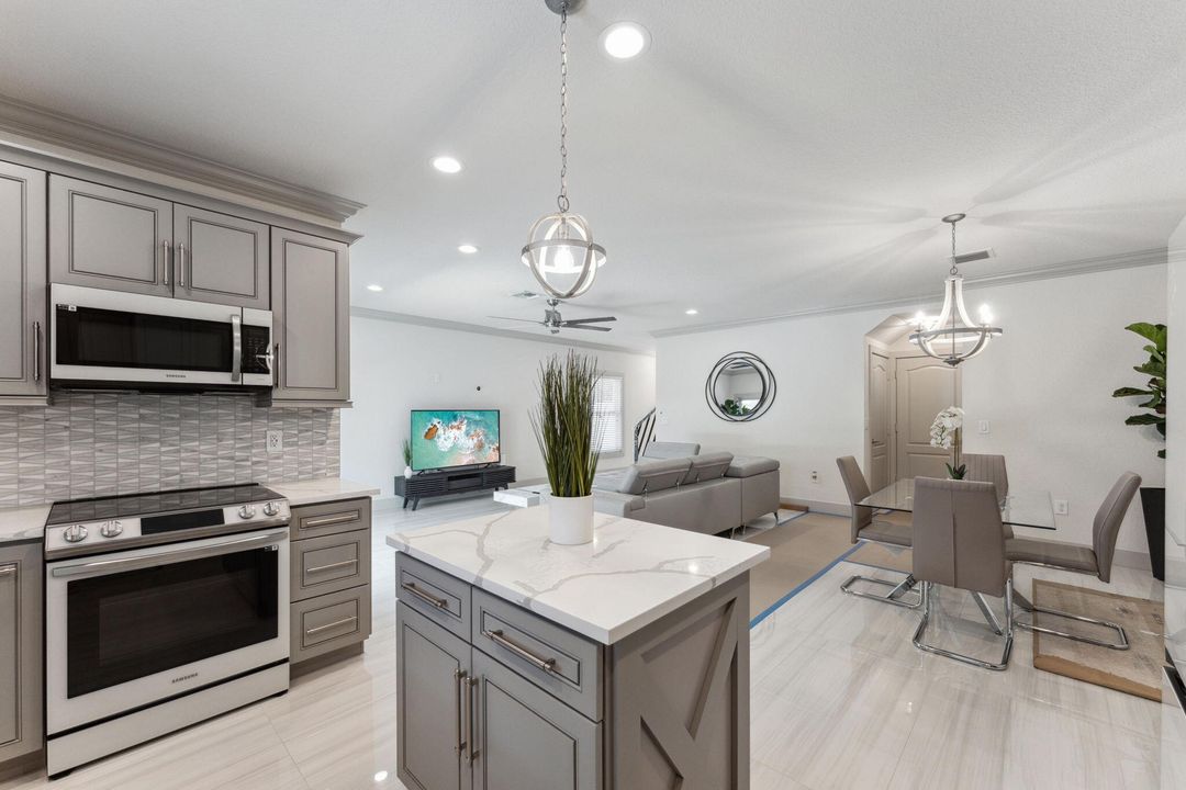 Activo con contrato: $1,149,000 (4 camas, 2 baños, 2034 Pies cuadrados)