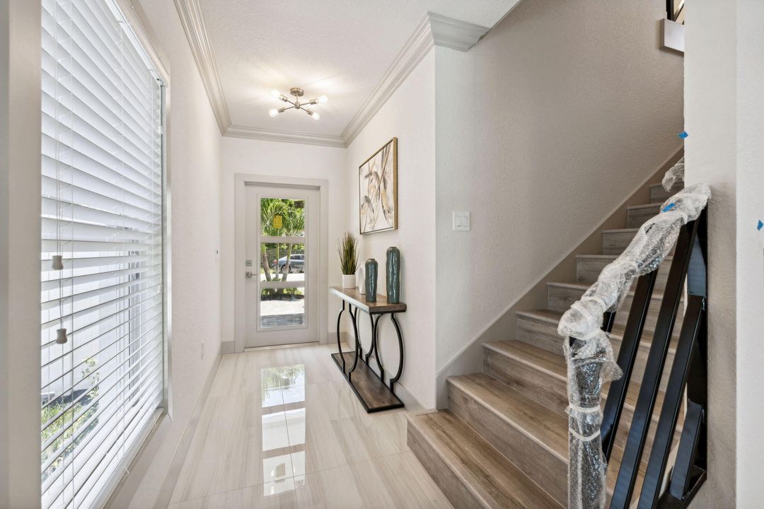 Activo con contrato: $1,149,000 (4 camas, 2 baños, 2034 Pies cuadrados)