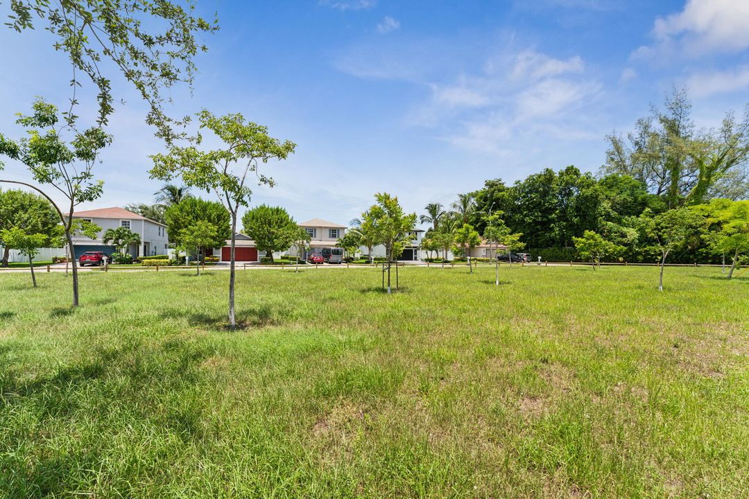 Activo con contrato: $1,149,000 (4 camas, 2 baños, 2034 Pies cuadrados)