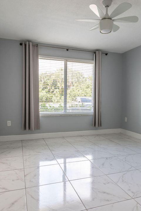 En Venta: $210,000 (1 camas, 1 baños, 793 Pies cuadrados)