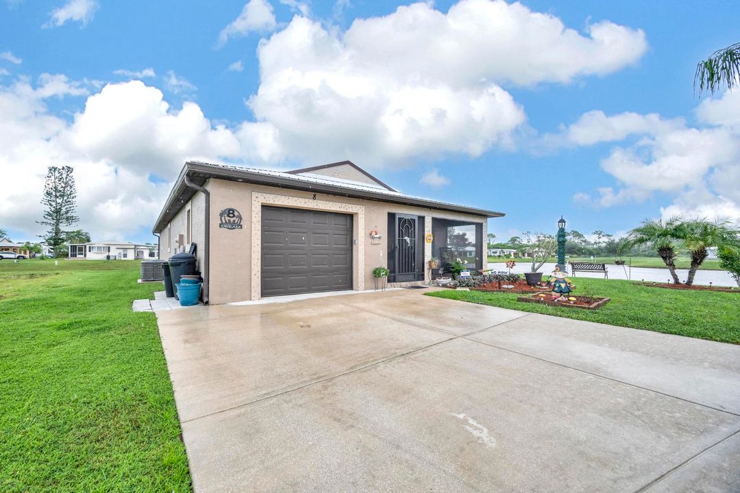 For Sale: $265,000 (2 beds, 2 baths, 1451 Square Feet)