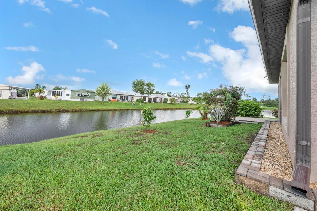 For Sale: $265,000 (2 beds, 2 baths, 1451 Square Feet)