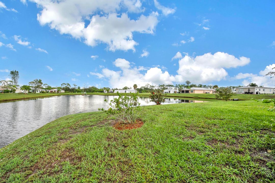 For Sale: $265,000 (2 beds, 2 baths, 1451 Square Feet)