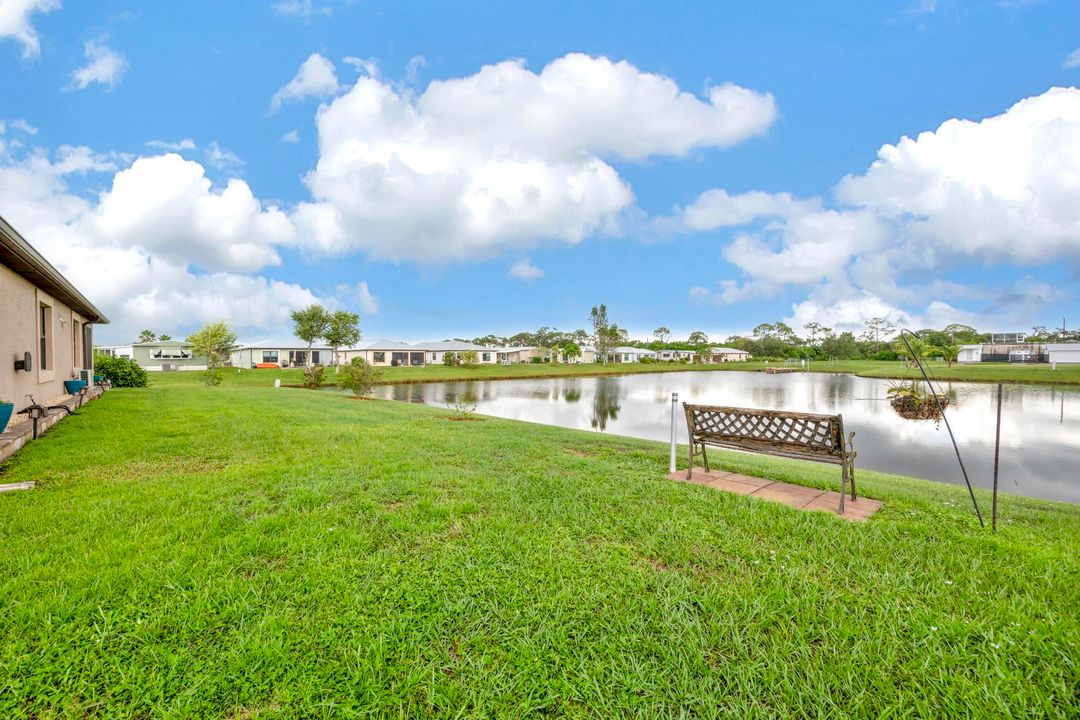 For Sale: $265,000 (2 beds, 2 baths, 1451 Square Feet)