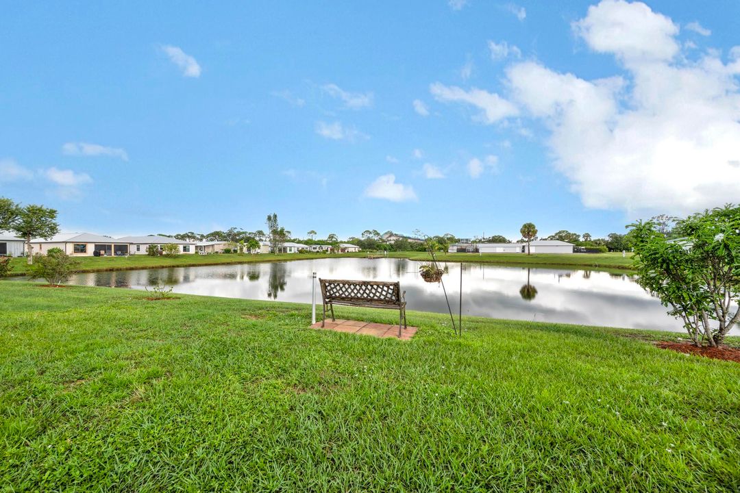 For Sale: $265,000 (2 beds, 2 baths, 1451 Square Feet)