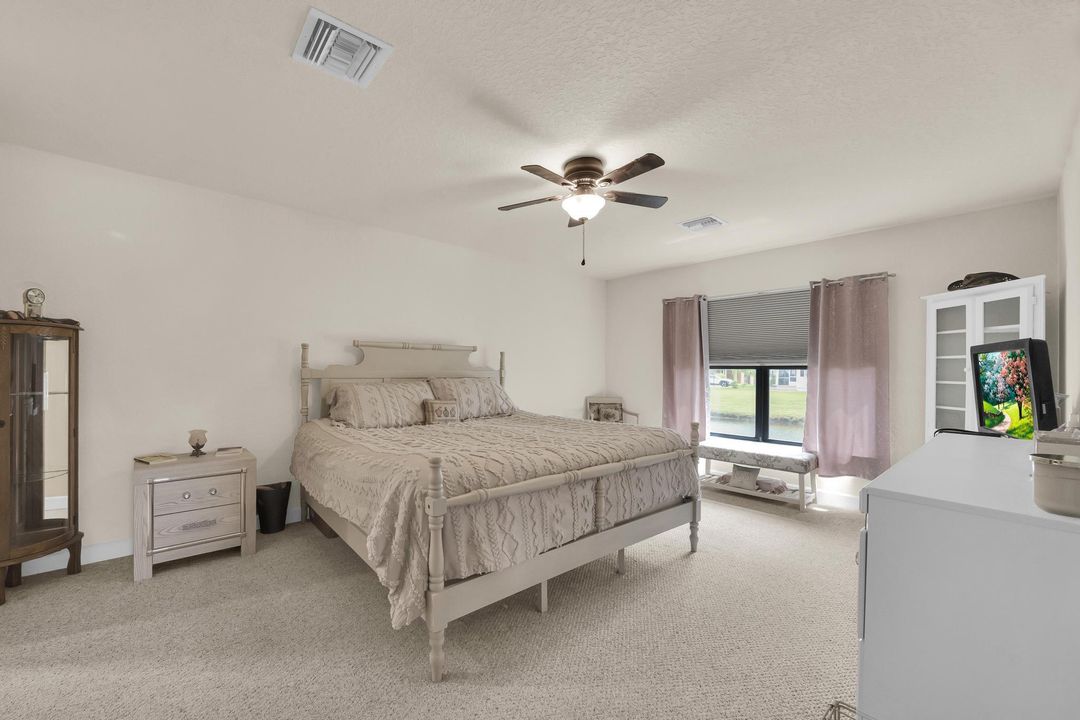 For Sale: $265,000 (2 beds, 2 baths, 1451 Square Feet)