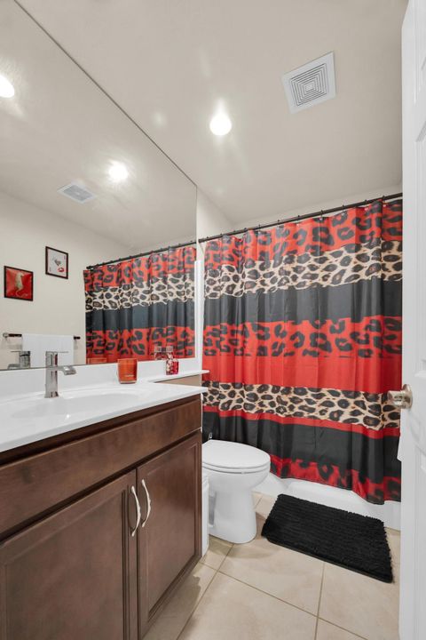 For Sale: $265,000 (2 beds, 2 baths, 1451 Square Feet)