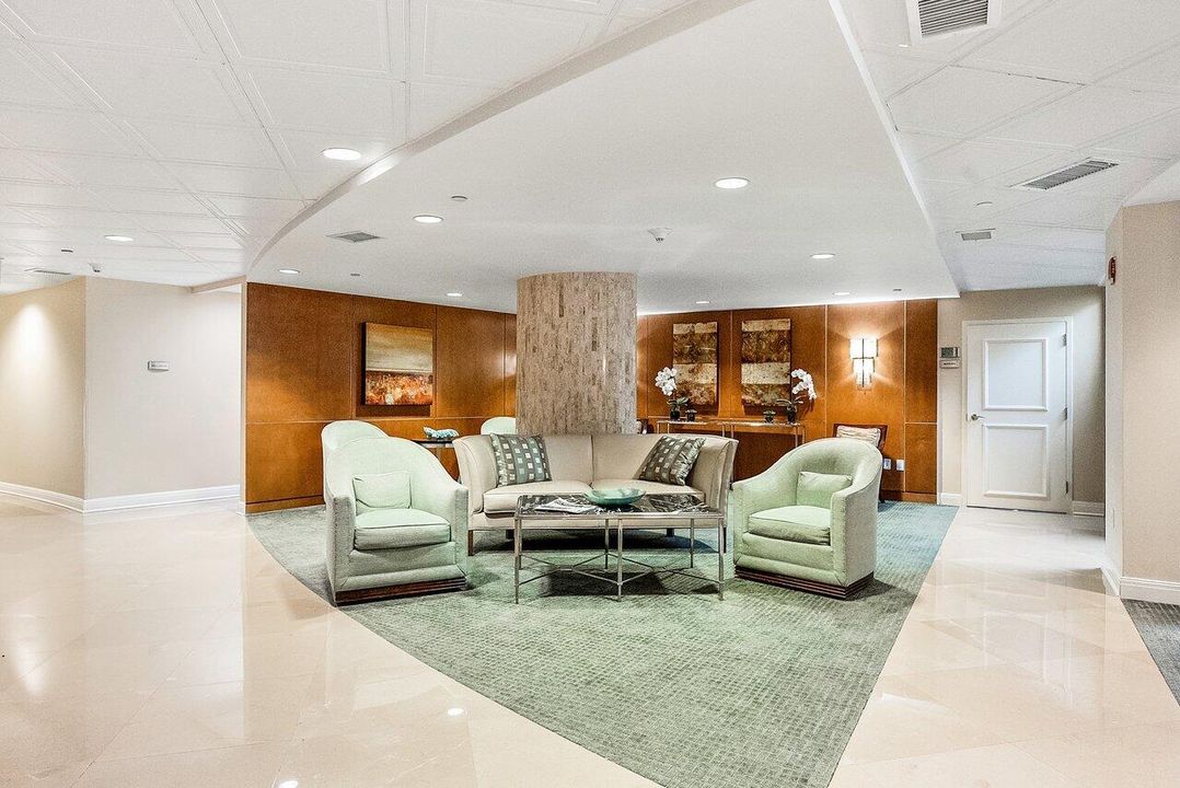 出租: $5,000 (2 贝兹, 2 浴室, 1468 平方英尺)