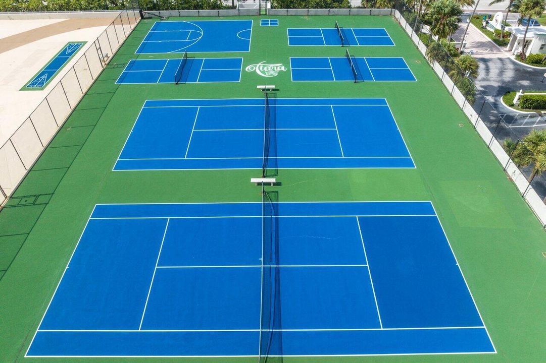 出租: $5,000 (2 贝兹, 2 浴室, 1468 平方英尺)