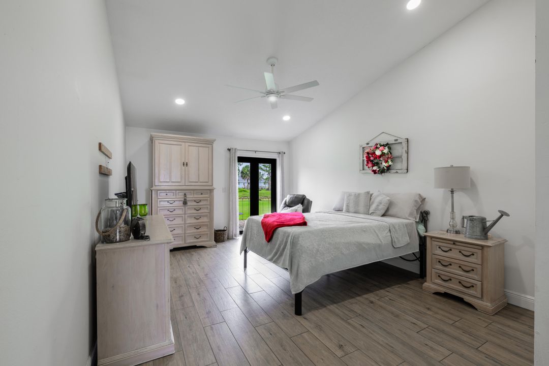 For Sale: $600,000 (5 beds, 3 baths, 3110 Square Feet)