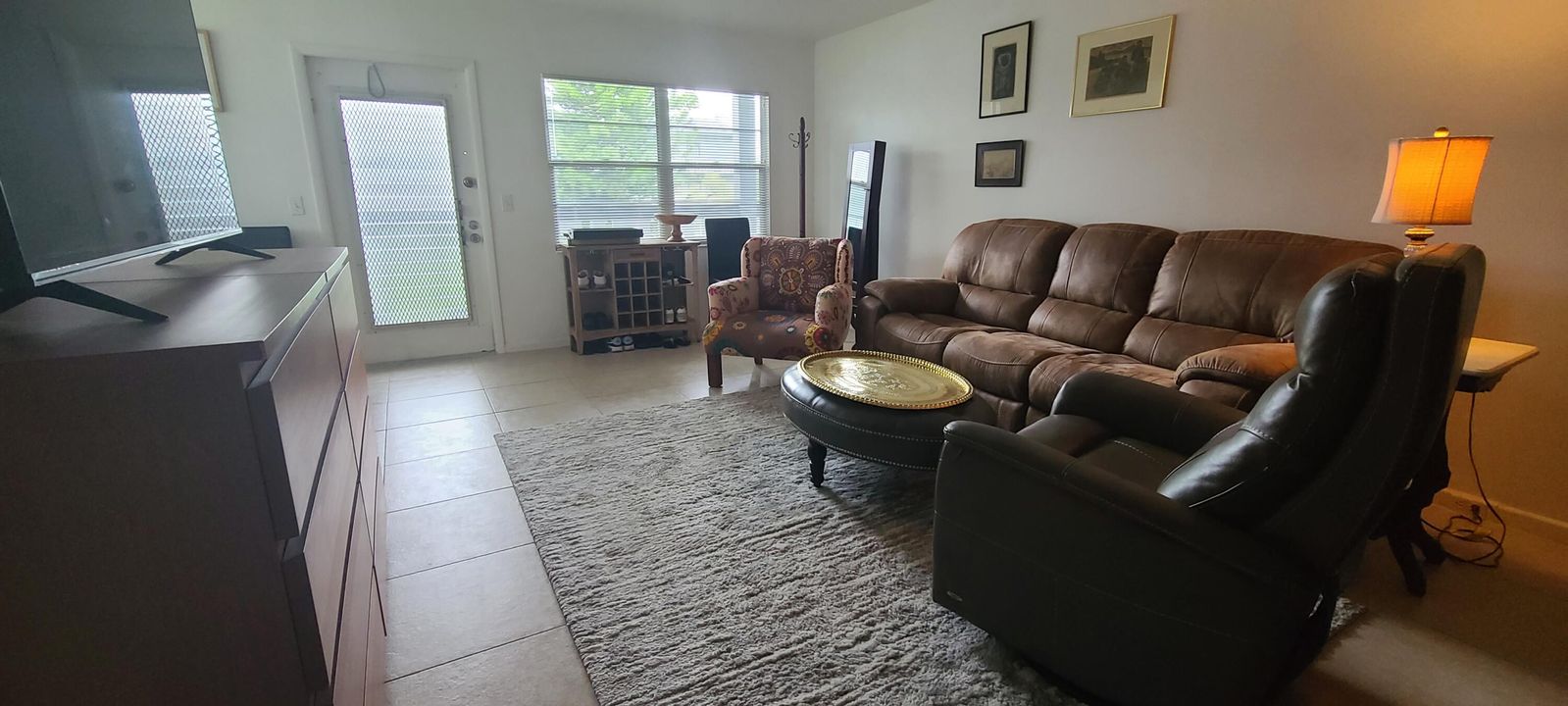 待售: $140,000 (2 贝兹, 2 浴室, 840 平方英尺)