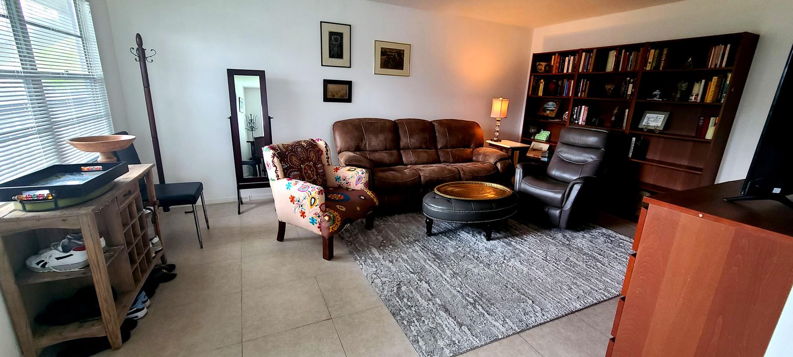 待售: $140,000 (2 贝兹, 2 浴室, 840 平方英尺)