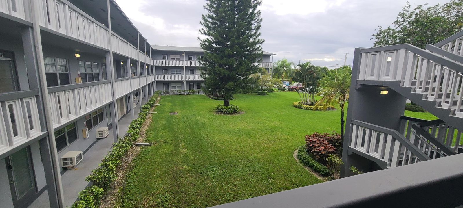 待售: $140,000 (2 贝兹, 2 浴室, 840 平方英尺)