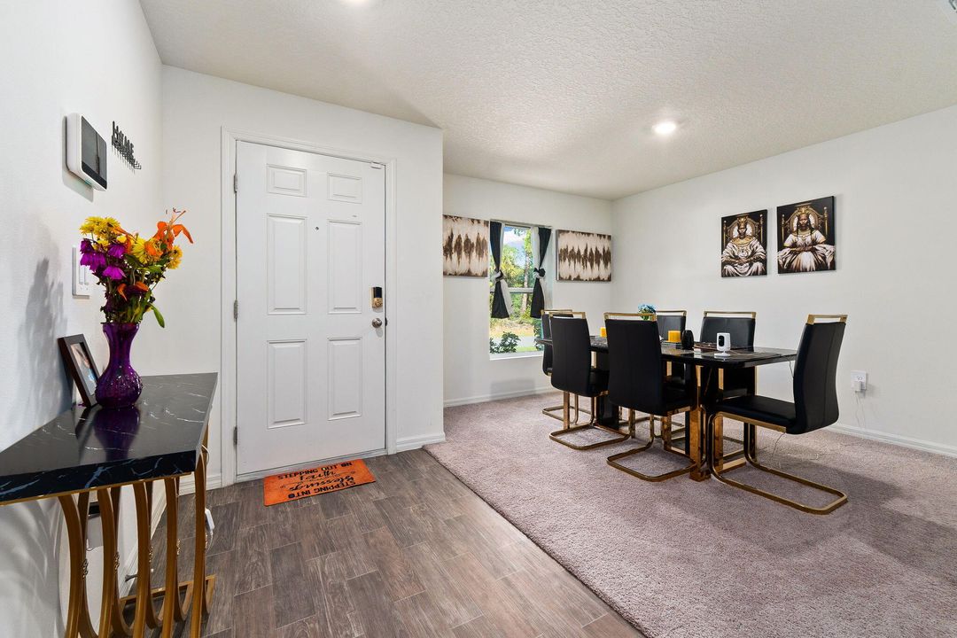 For Sale: $349,900 (4 beds, 2 baths, 1806 Square Feet)