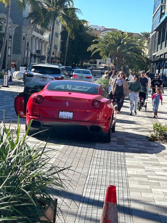 В аренду: $5,175 (2 спален, 2 ванн, 1222 Квадратных фут)