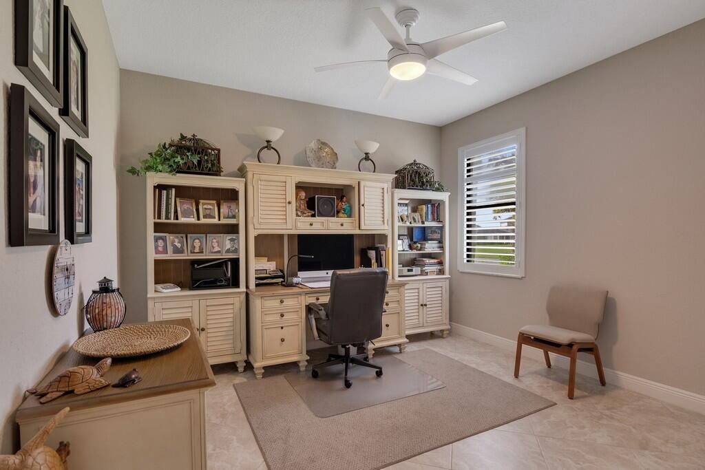 На продажу: $799,000 (3 спален, 2 ванн, 2388 Квадратных фут)