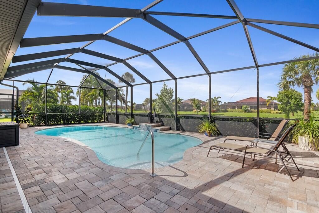 На продажу: $799,000 (3 спален, 2 ванн, 2388 Квадратных фут)