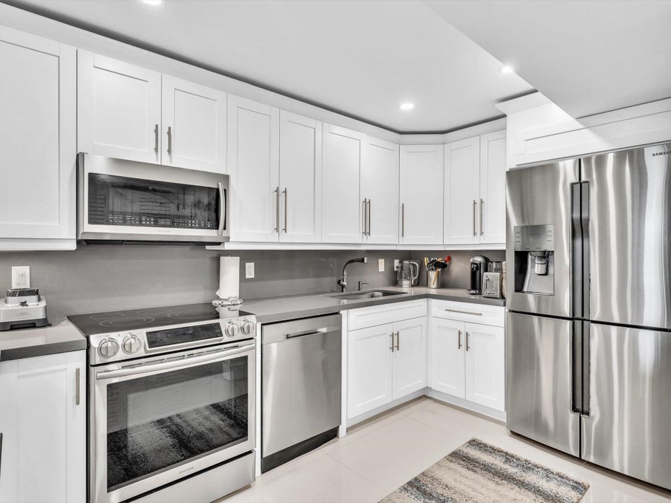 For Rent: $8,500 (2 beds, 2 baths, 1457 Square Feet)