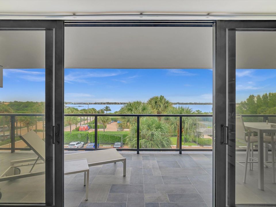 For Rent: $8,500 (2 beds, 2 baths, 1457 Square Feet)