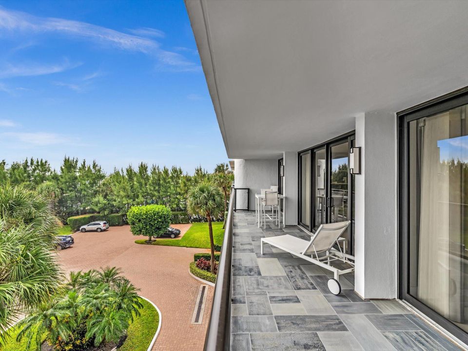 For Rent: $8,500 (2 beds, 2 baths, 1457 Square Feet)