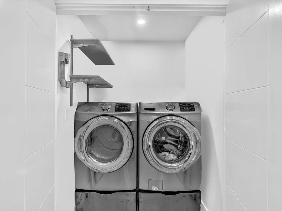 For Rent: $8,500 (2 beds, 2 baths, 1457 Square Feet)