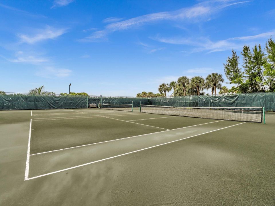 For Rent: $8,500 (2 beds, 2 baths, 1457 Square Feet)