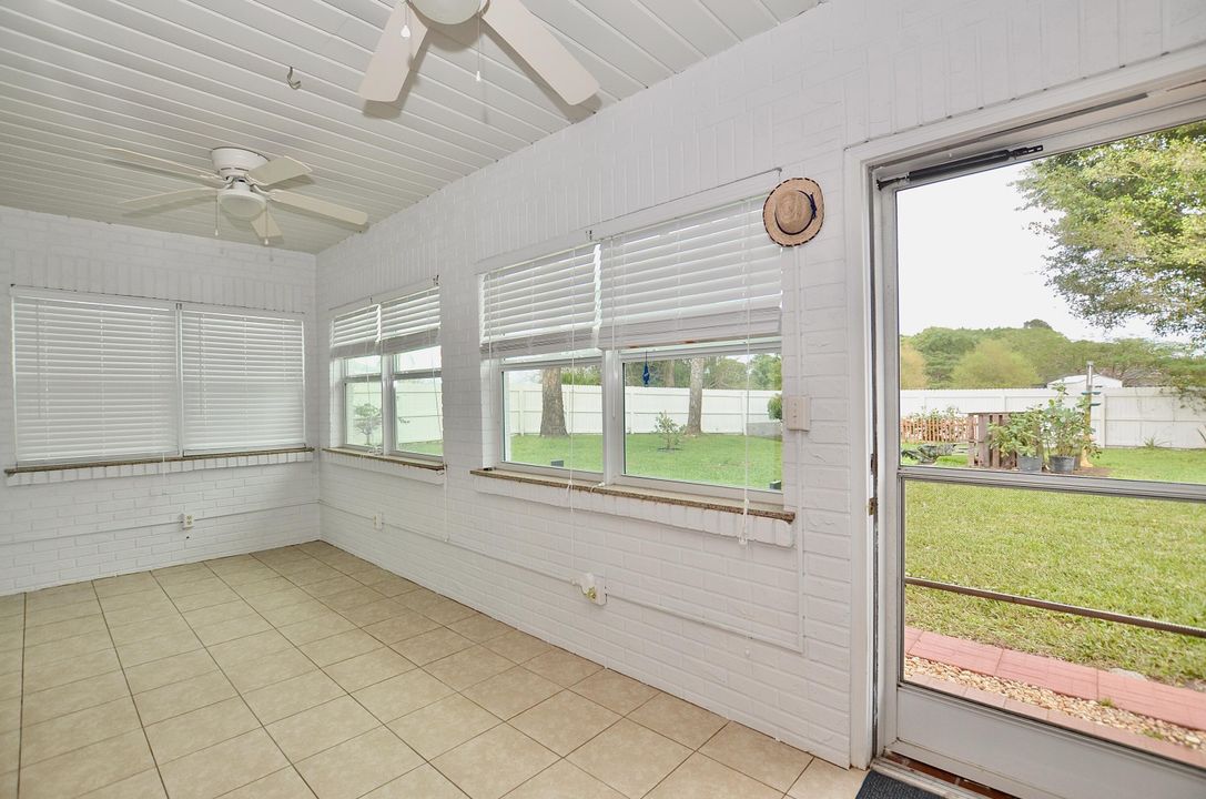 待售: $549,900 (4 贝兹, 3 浴室, 2837 平方英尺)