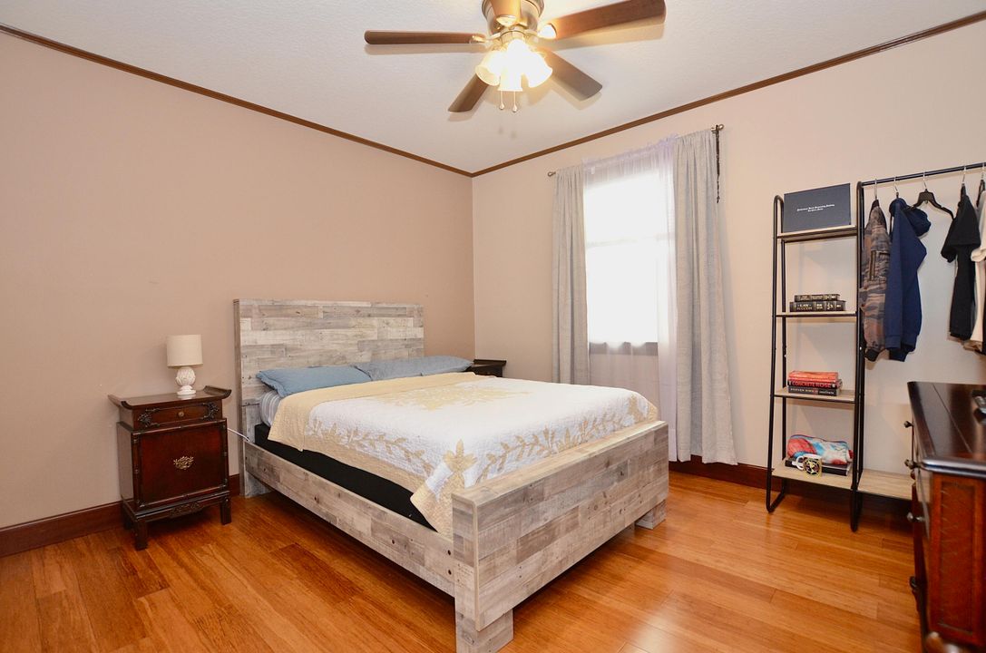 待售: $549,900 (4 贝兹, 3 浴室, 2837 平方英尺)