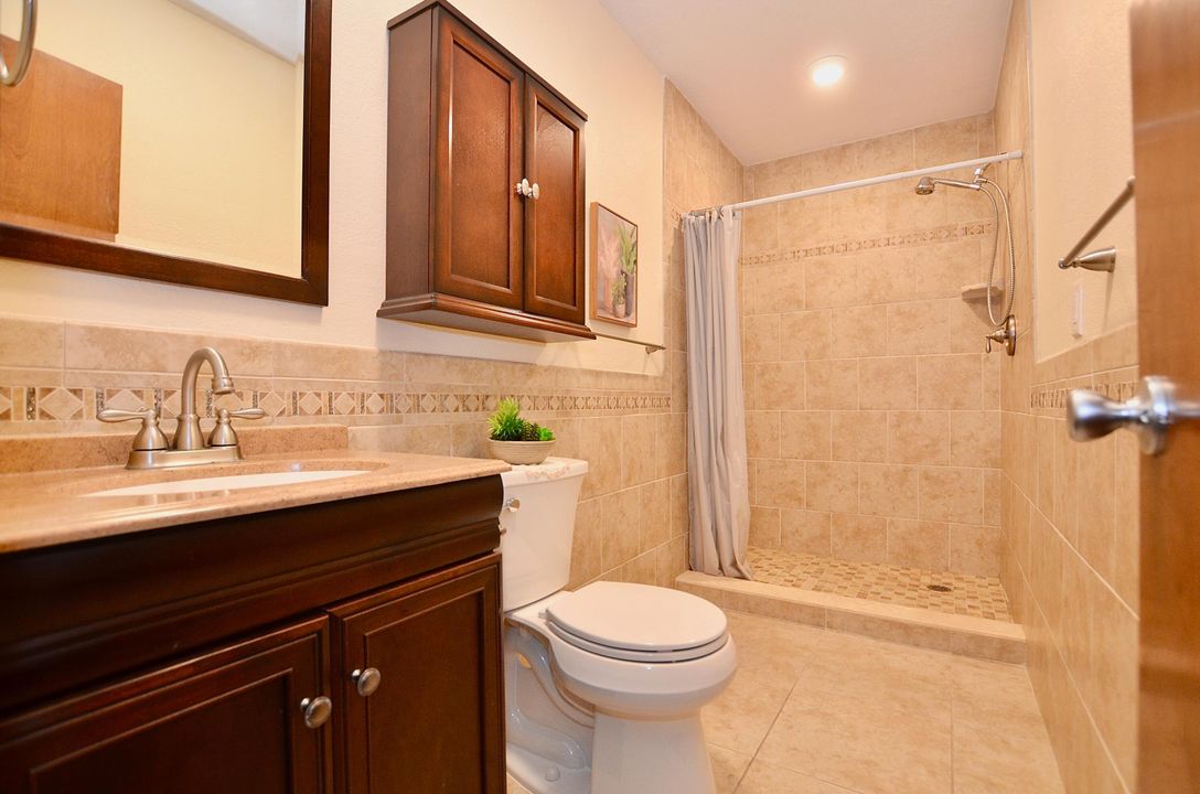 待售: $549,900 (4 贝兹, 3 浴室, 2837 平方英尺)