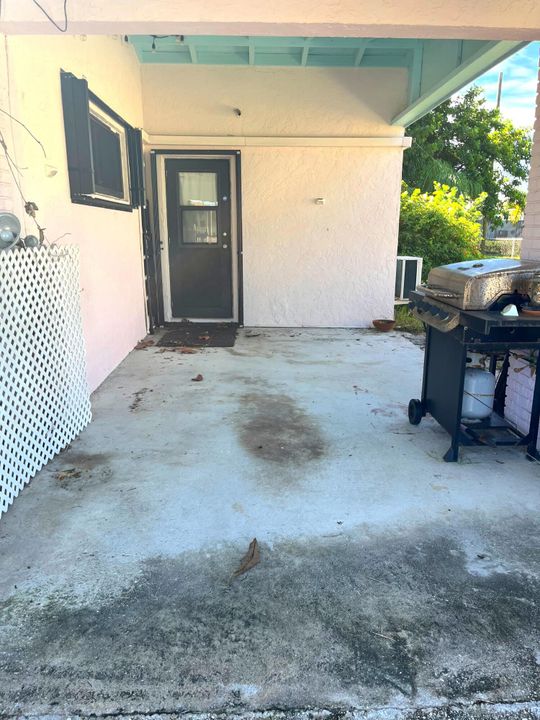 En Venta: $359,000 (2 camas, 1 baños, 744 Pies cuadrados)