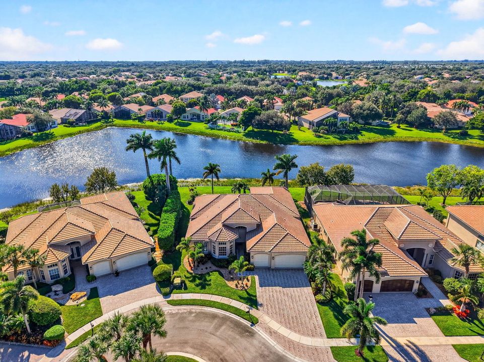 Active With Contract: $1,245,000 (4 beds, 4 baths, 3206 Square Feet)