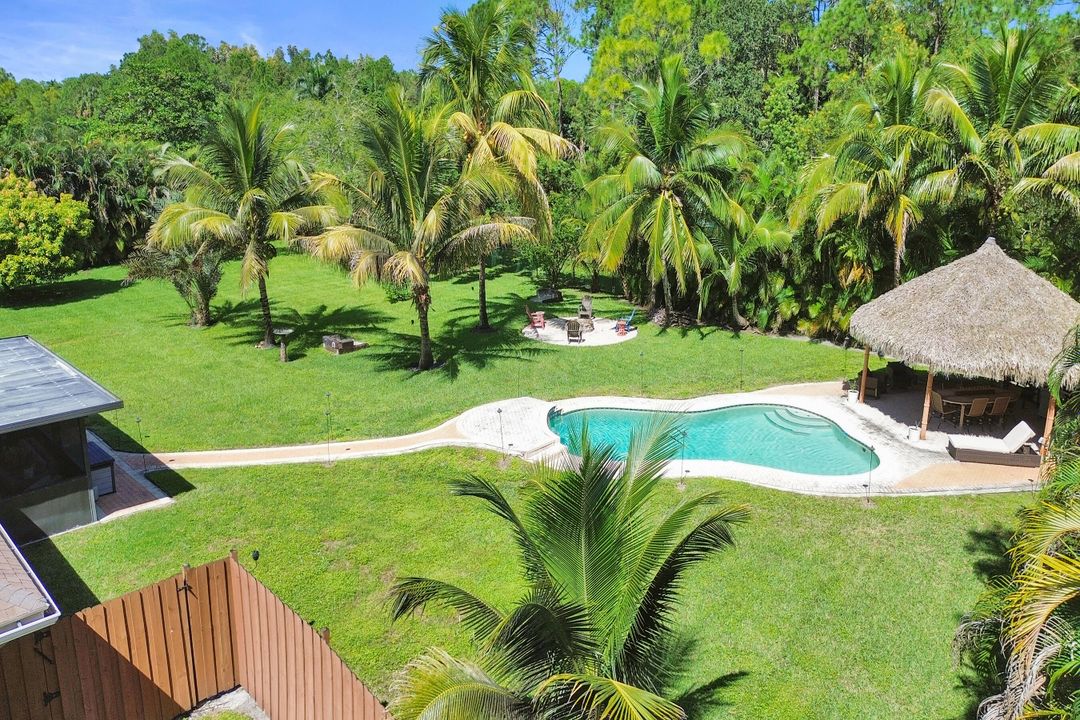 合同活跃: $720,000 (3 贝兹, 2 浴室, 1958 平方英尺)