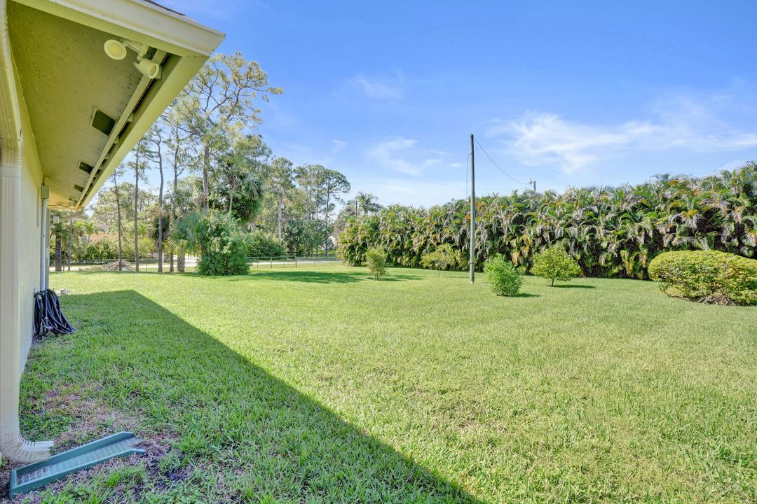 合同活跃: $720,000 (3 贝兹, 2 浴室, 1958 平方英尺)