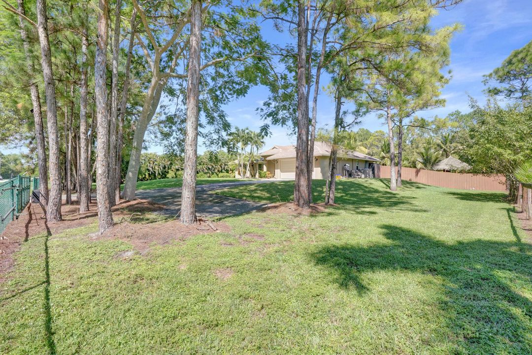 合同活跃: $720,000 (3 贝兹, 2 浴室, 1958 平方英尺)