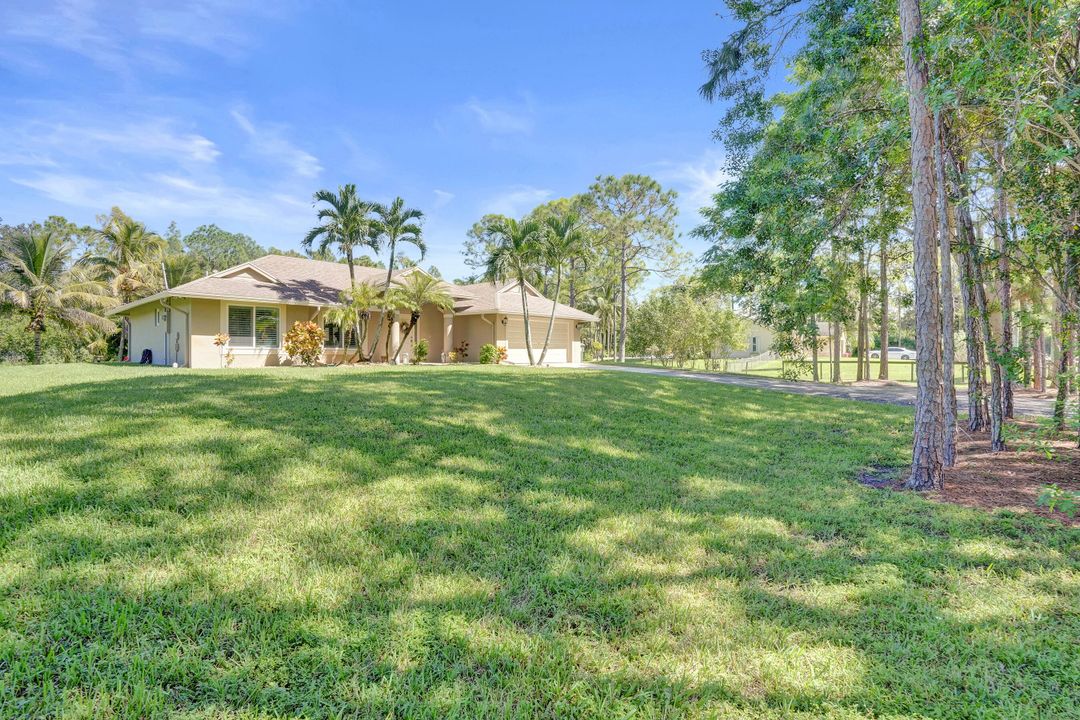 合同活跃: $720,000 (3 贝兹, 2 浴室, 1958 平方英尺)