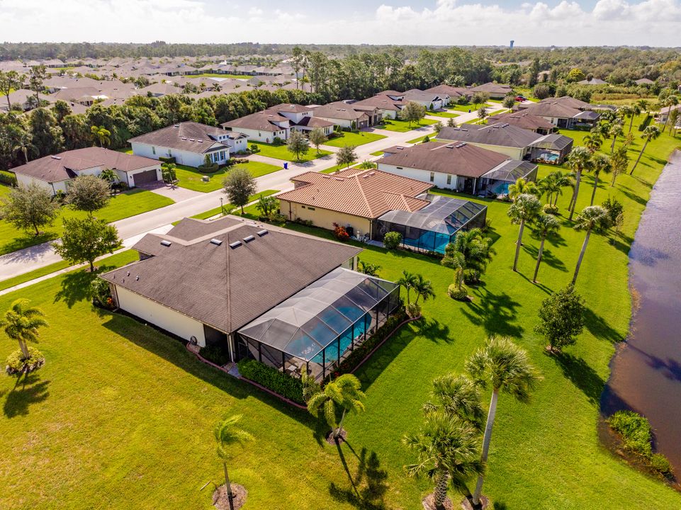 На продажу: $799,000 (3 спален, 2 ванн, 2388 Квадратных фут)