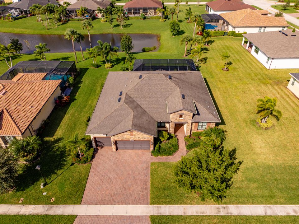 На продажу: $799,000 (3 спален, 2 ванн, 2388 Квадратных фут)