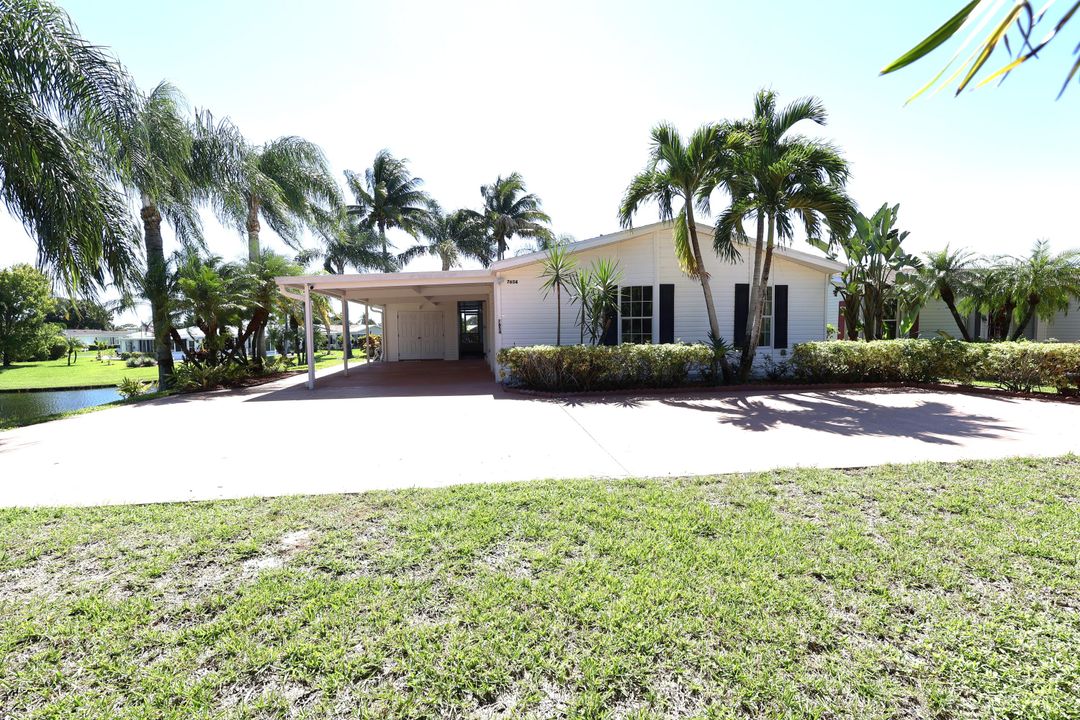 For Sale: $289,000 (3 beds, 2 baths, 1619 Square Feet)