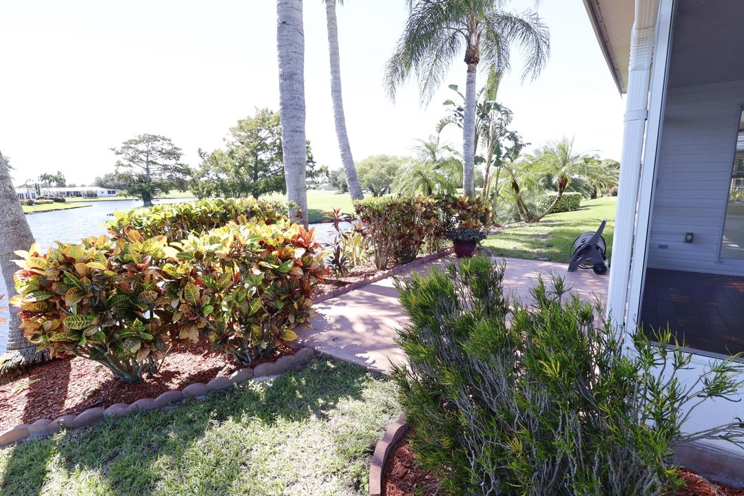 For Sale: $289,000 (3 beds, 2 baths, 1619 Square Feet)