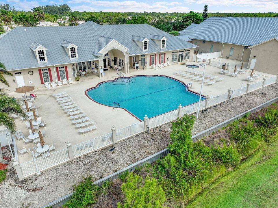 For Sale: $289,000 (3 beds, 2 baths, 1619 Square Feet)