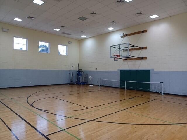 For Sale: $289,000 (3 beds, 2 baths, 1619 Square Feet)