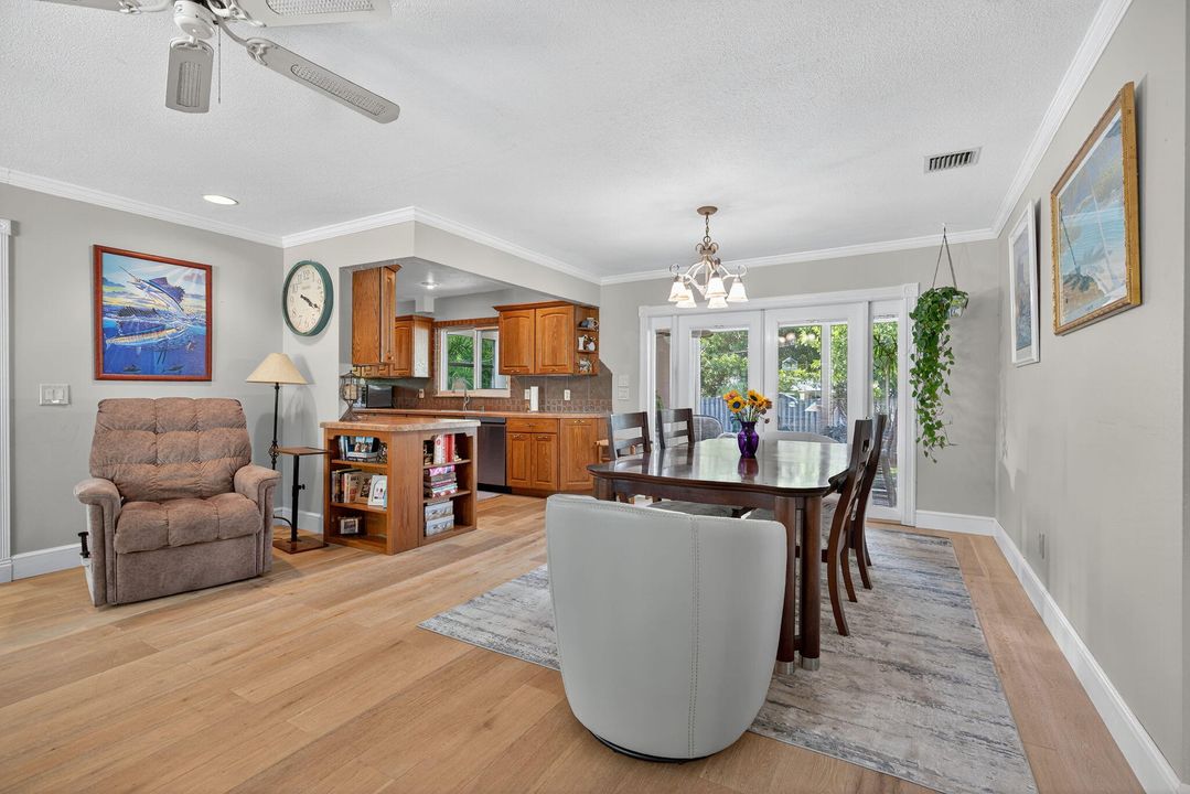 待售: $614,900 (3 贝兹, 3 浴室, 1659 平方英尺)