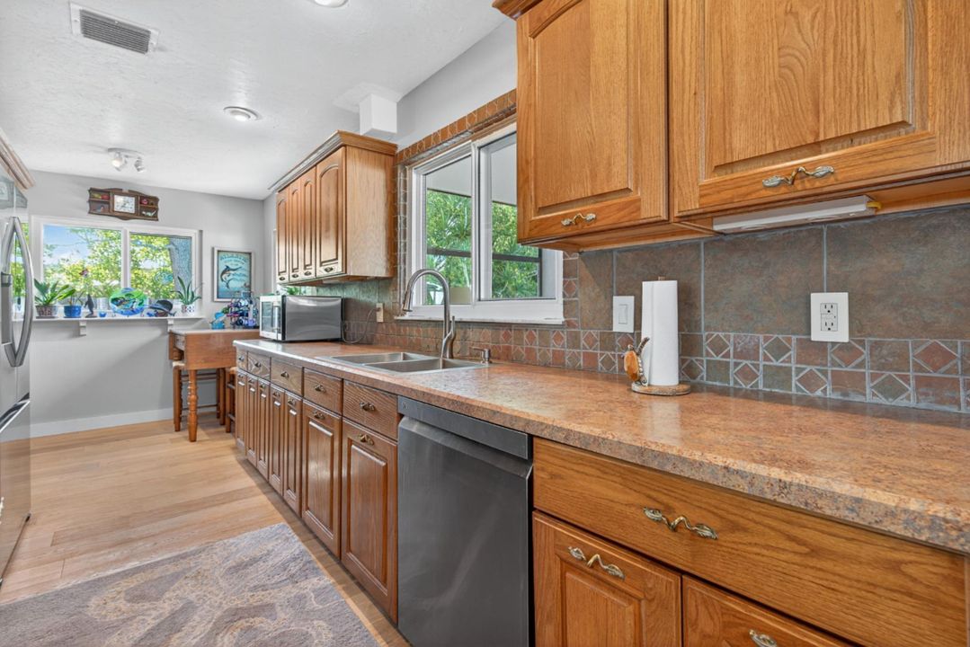 待售: $614,900 (3 贝兹, 3 浴室, 1659 平方英尺)