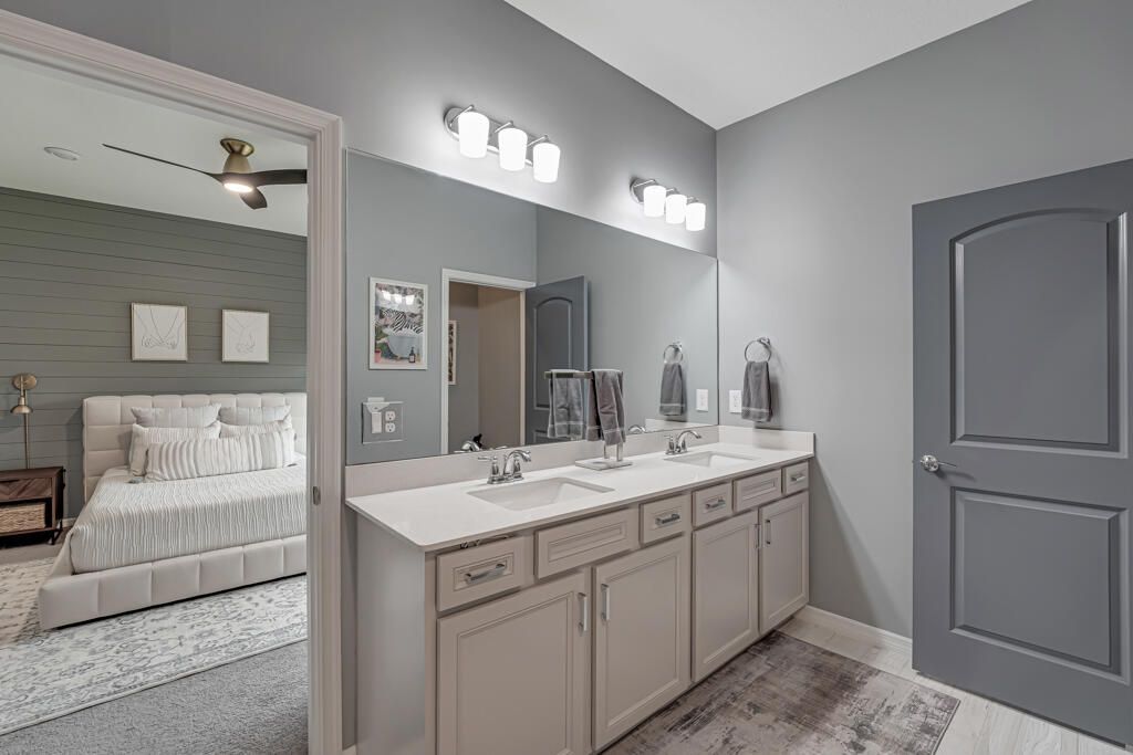 Active With Contract: $539,000 (3 beds, 2 baths, 1895 Square Feet)